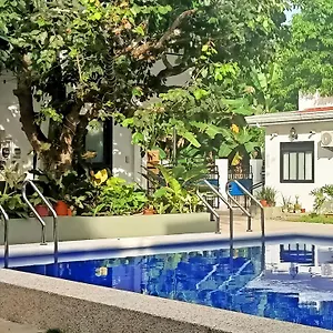Resort Alona Whitehouses, Panglao-stad